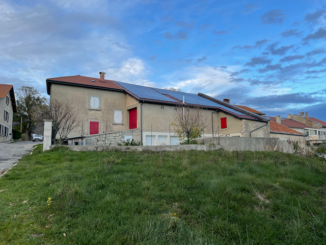 Pan Sud du toit de la famille Champagne